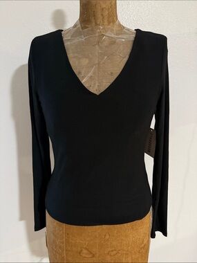 NWT 7th & Hudson Black V-Neck Long Sleeve Soft Women's Top Size L